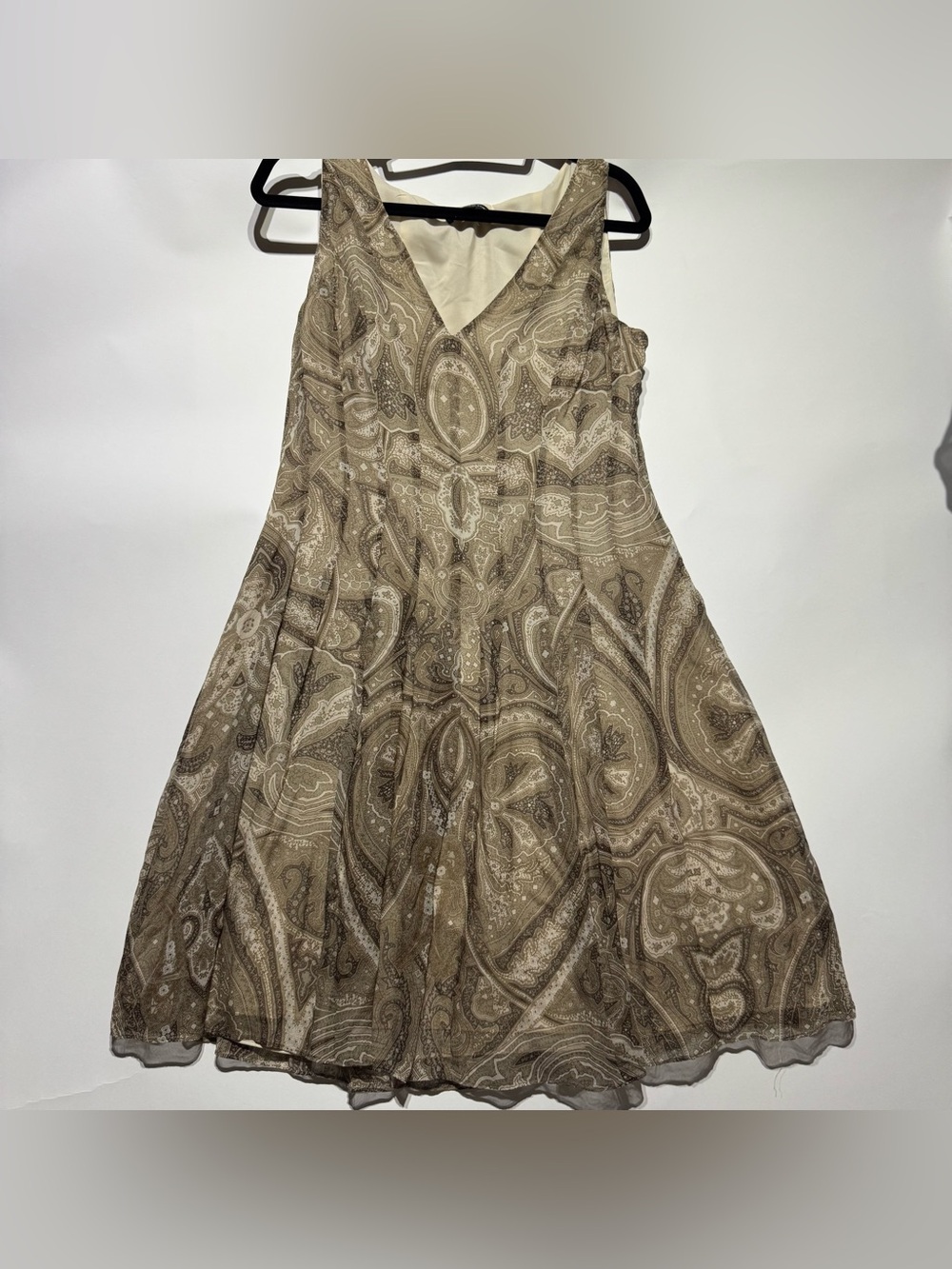 Jones New York 100% Silk Brown Paisley Dress
